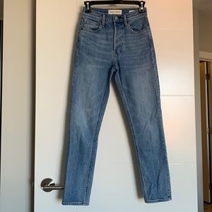 ARITZIA DENIM FORUM Mama Jeans